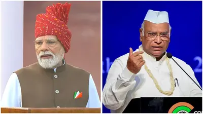Modi Pays Tribute to Freedom Fighters on 80th Independence Day