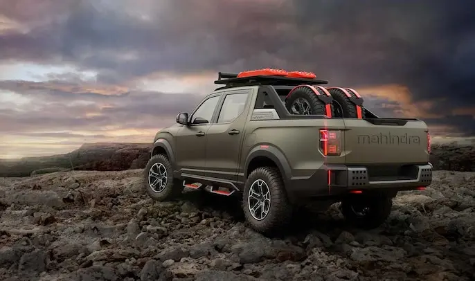 Mahindra Global Pik Up to debut on August 14