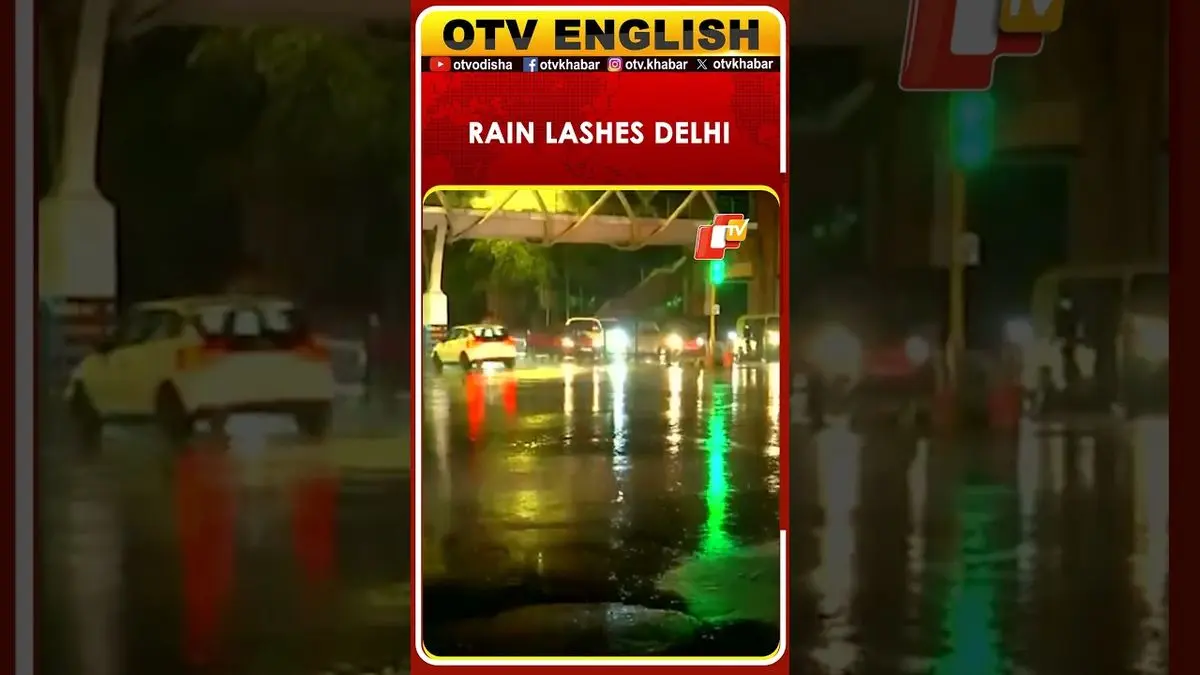 Rain Lashes Delhi, Visuals from ITO