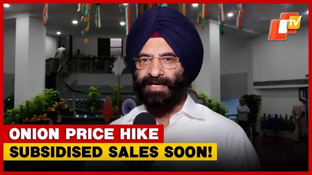 Delhi to get subsidised onions as retail price crosses Rs 60/kg