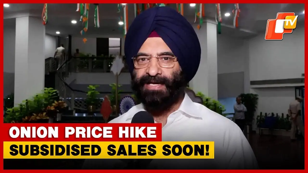 Delhi to get subsidised onions as retail price crosses Rs 60/kg
