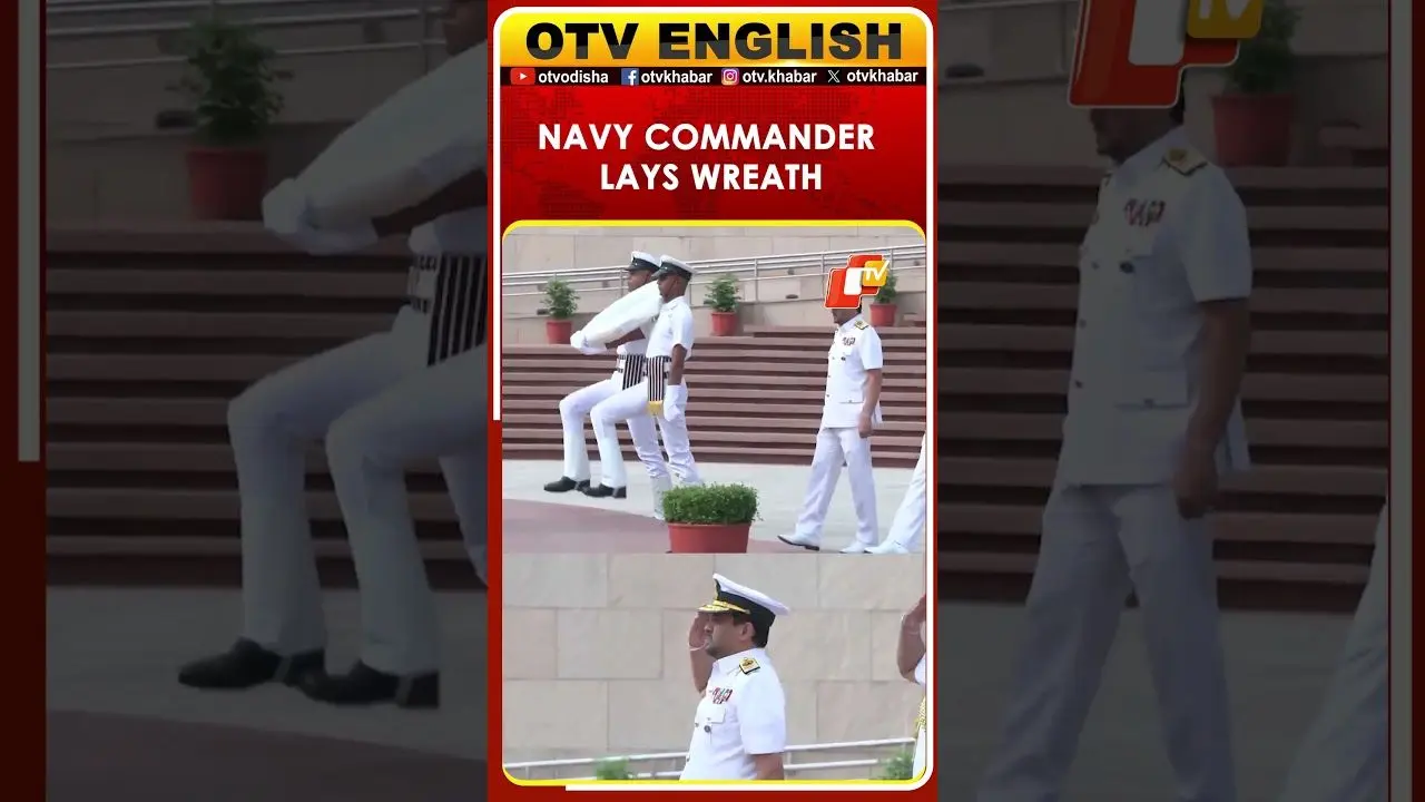 Sri Lanka Navy chief pays tribute at National War Memorial