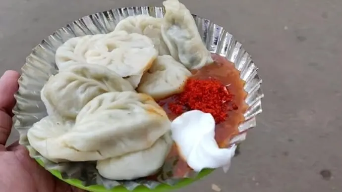 Two Banda hostel students die after eating momos