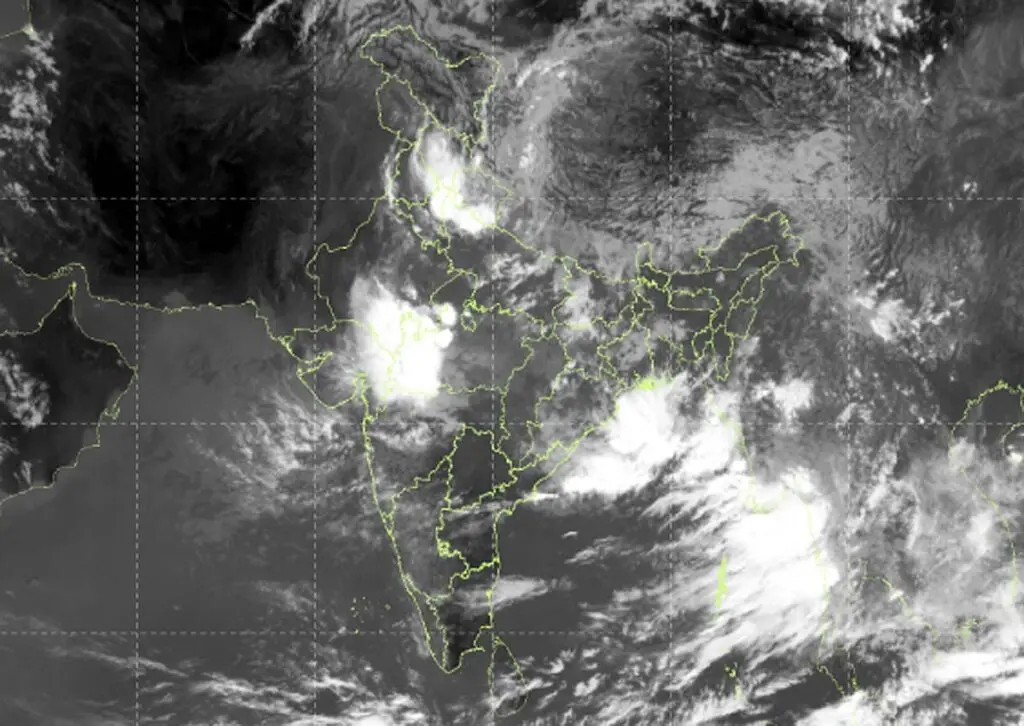 पश्चिमी प्रशांत में 5 तूफान सक्रिय, मॉनसून पर असर संभव