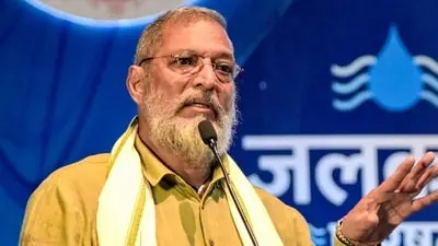 Yogi launches UP Police song, praises Nana Patekar’s farmer work