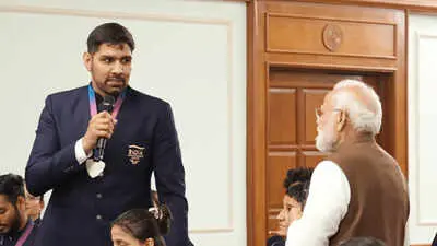 Pak boxer's Narendra hate draws laughs from Modi