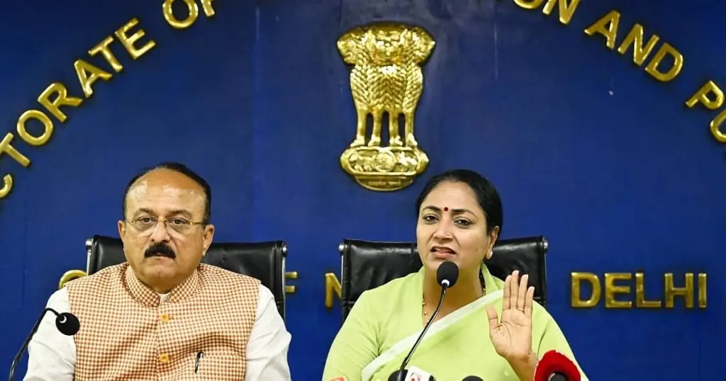 Delhi HC questions mandatory MP, MLA nod for Lakshmi Yojana aid