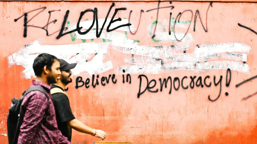 Devy and Nehru on democracy: fearlessness needed against personality cults