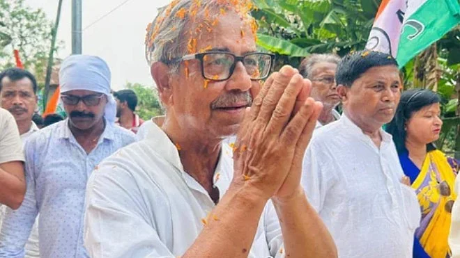 Former West Bengal Deputy Speaker found dead, suicide note denies graft