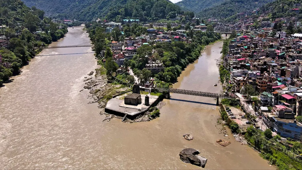 Himachal rain: 144 roads closed, orange alert for 5 districts
