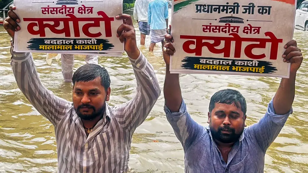 Ganga floods submerge all 84 Varanasi ghats, disrupt cremations