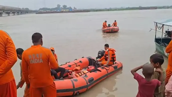 Four Kanwariyas feared drowned in Ganga at UP's Farrukhabad