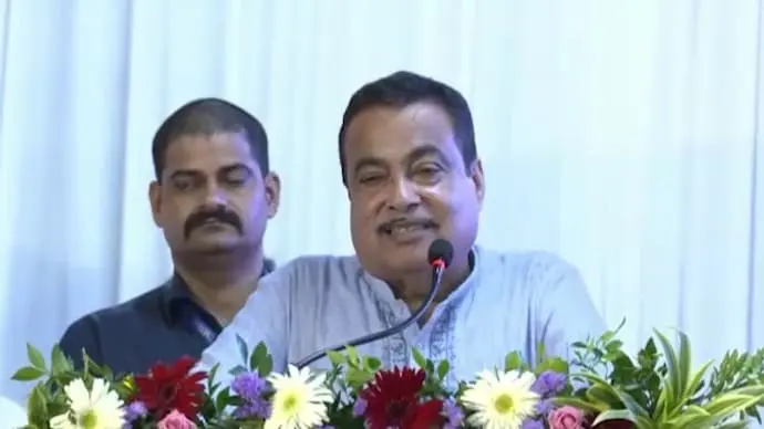 Nitin Gadkari hints at stepping back, says new generation should take over