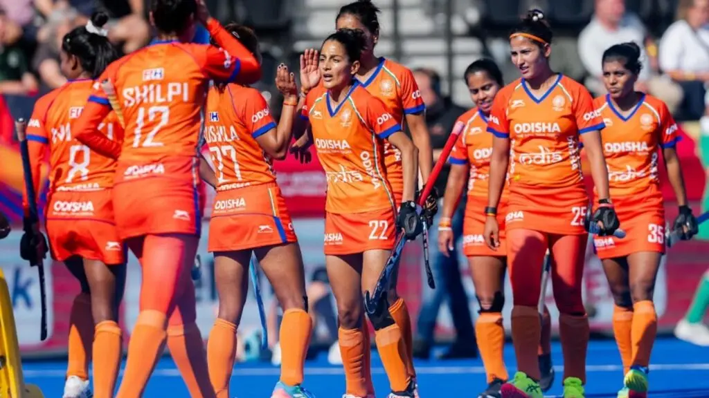 Hockey India announces Rs 50 lakh reward for women's World Cup finish