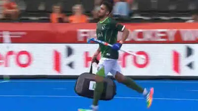 Pakistan forget penalty-corner gear, get green card at Hockey World Cup