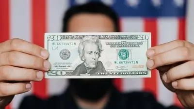 Gen Z feels broke despite record stock markets, says expert