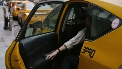 Man Arrested for Showing Obscene Video to Woman Cab Driver