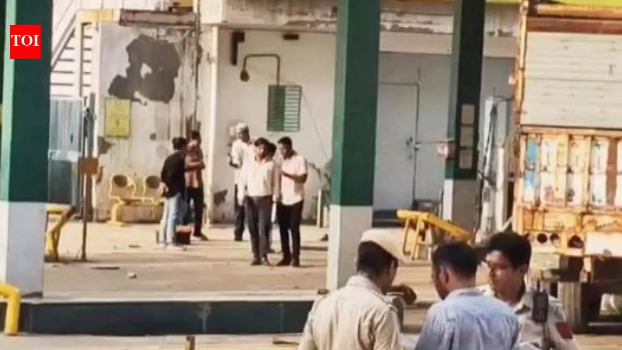 Delhi CNG station blast kills three, family alleges delayed aid