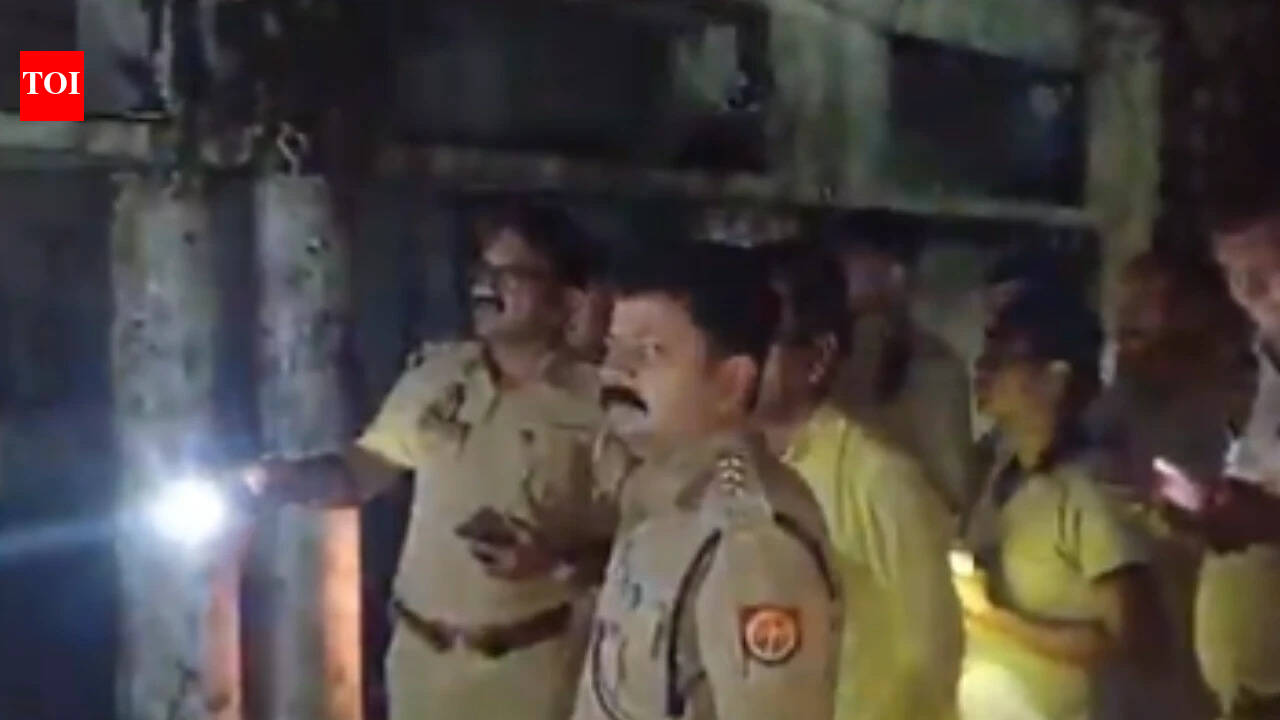 Six Family Members Killed as Old House Collapses in Pratapgarh