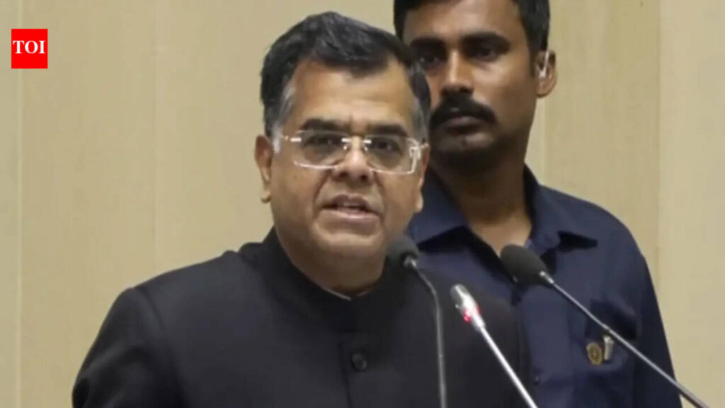 Centre Extends Tenures of Cabinet and Home Secretaries