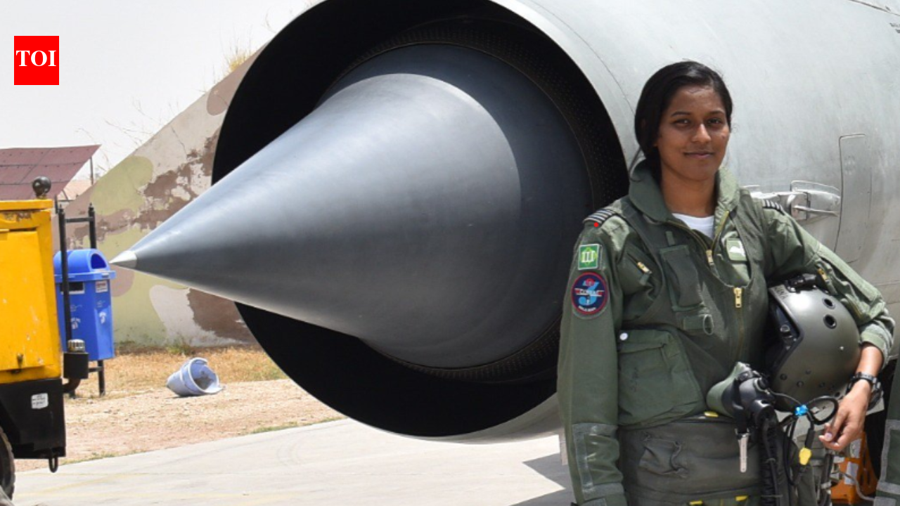 Bhawana Kanth first woman to clear IAF Fighter Combat Leader course