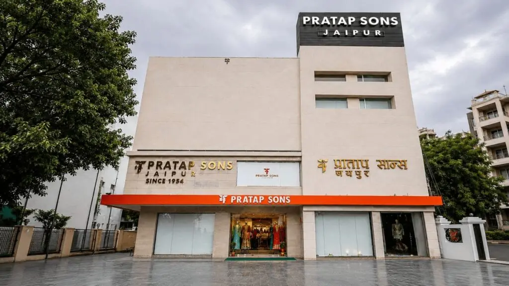 Pratapsons reinforces legacy, warns of fake stores