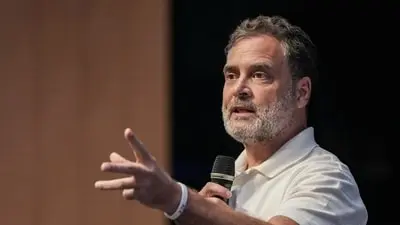 SC stays High Court proceedings in Rahul Gandhi assets case