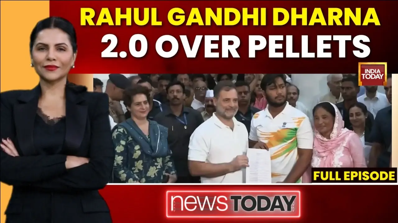 Rahul Gandhi’s dharna forces Delhi Police to file FIR on pellet gun injury