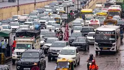 Delhi battles traffic chaos despite end of Kanwar Yatra