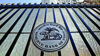 Centre names three part-time directors on RBI central board