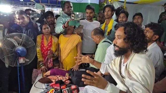 Jharkhand students refuse to end recruitment protest despite court stay