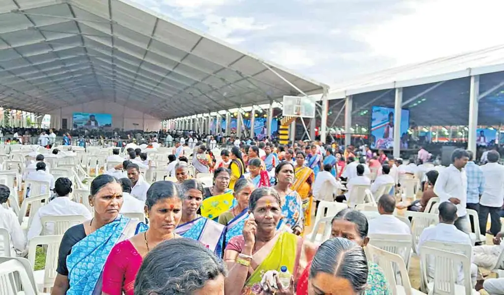 Women leave Revanth Reddy meet over unparliamentary language