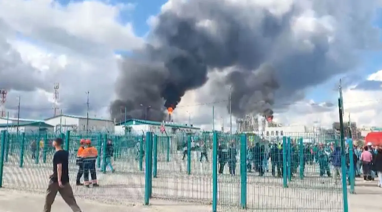 Fire at Russia gas complex kills 2, hurts 100, Odisha workers feared