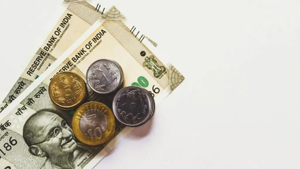 RBI floating rate bonds offer higher returns than FD with safety