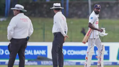 Manjrekar calls Sri Lanka light antics unprofessional in Colombo Test
