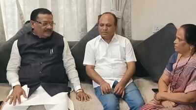 Shinde Meets Modi as BJP Objects to Shirsat’s Dipke Visit