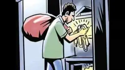 Former caretaker held for Rs 12.9 lakh theft in Borivli