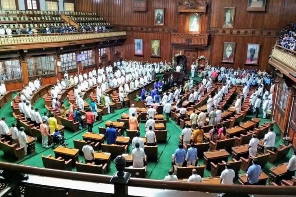 Karnataka passes 10 Bills without debate amid protest