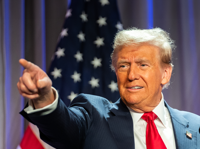 Economic Times versions give conflicting headlines on Trump and tariffs