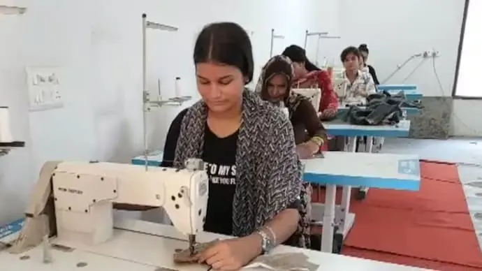 ODOP scheme helps Agra artisans gain skills and new homes