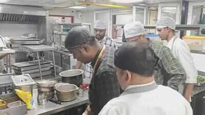 Expired rava, stale bread seized at Apollo Hospital canteen