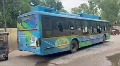 12-year-old girl killed as DTC bus hits scooter in east Delhi