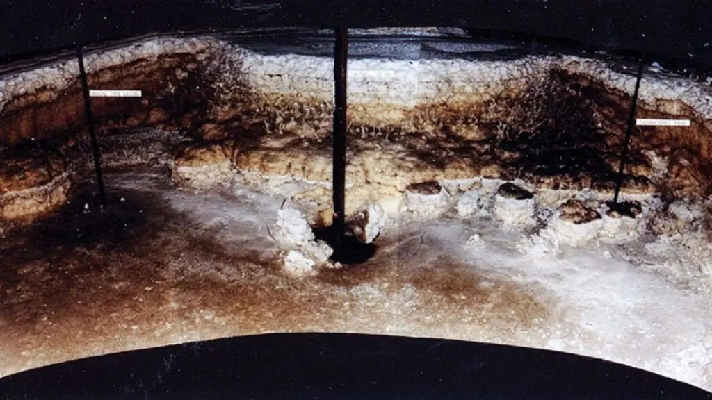 Hanford plant turns US nuclear waste into glass for first time