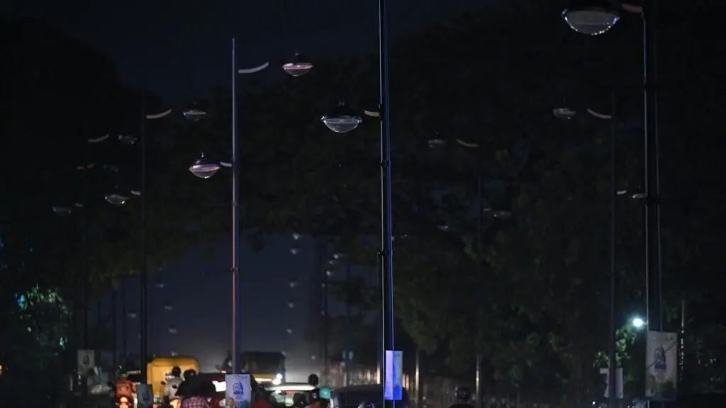 LDF to protest as faulty streetlights persist in Kochi despite council pledges