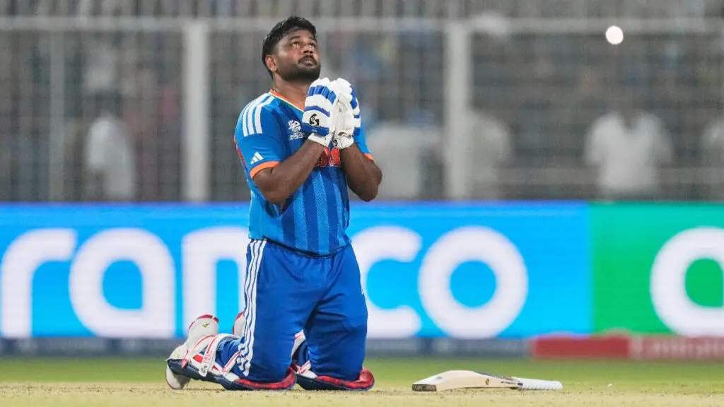 Samson's 10-run return sparks selection debate after Vaibhav benched