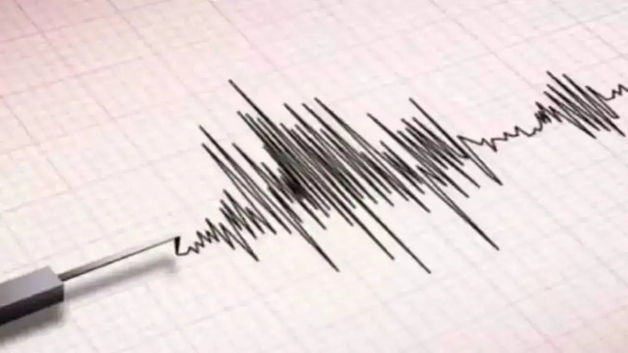 Twin quakes strike Nepal, no damage reported