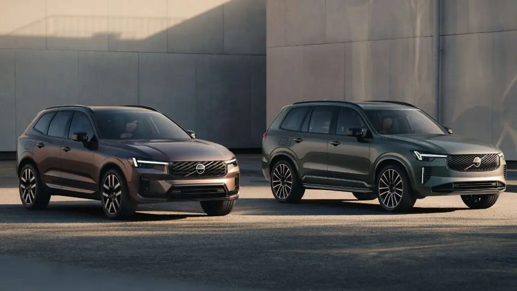 Volvo XC60, XC90 PHEVs get larger battery, more electric range