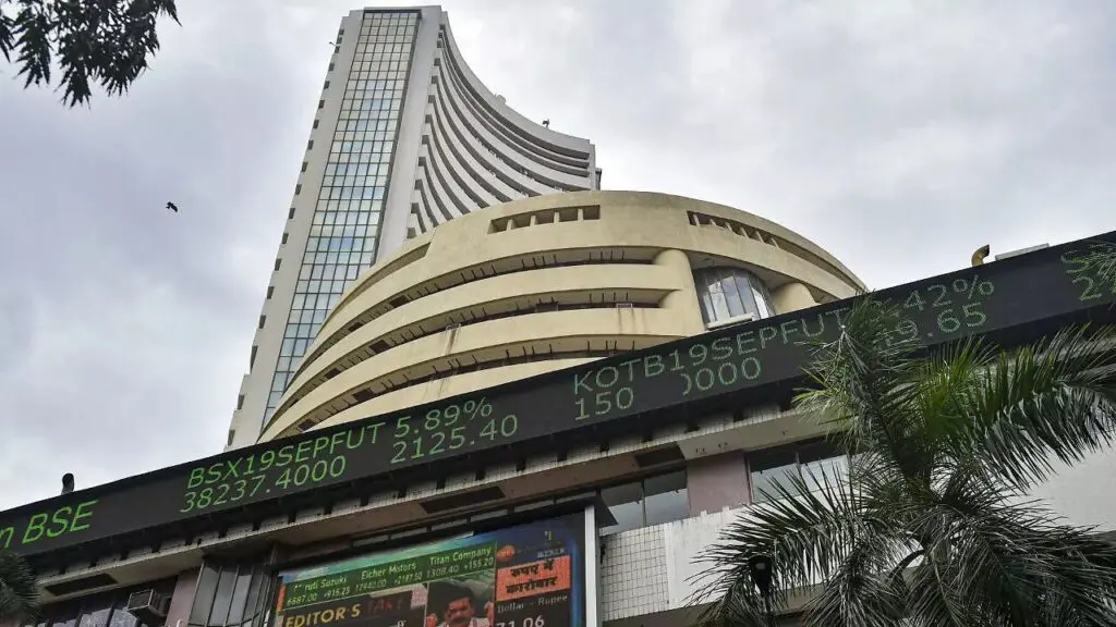 Nifty opens flat with geopolitical risks and crude at $100