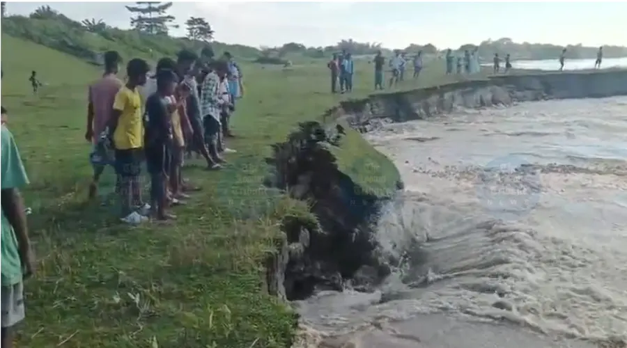 Brahmaputra 10 metres from breaching Biswanath embankment