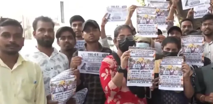Bihar job aspirants protest over TRE-4 and Group D recruitment delays